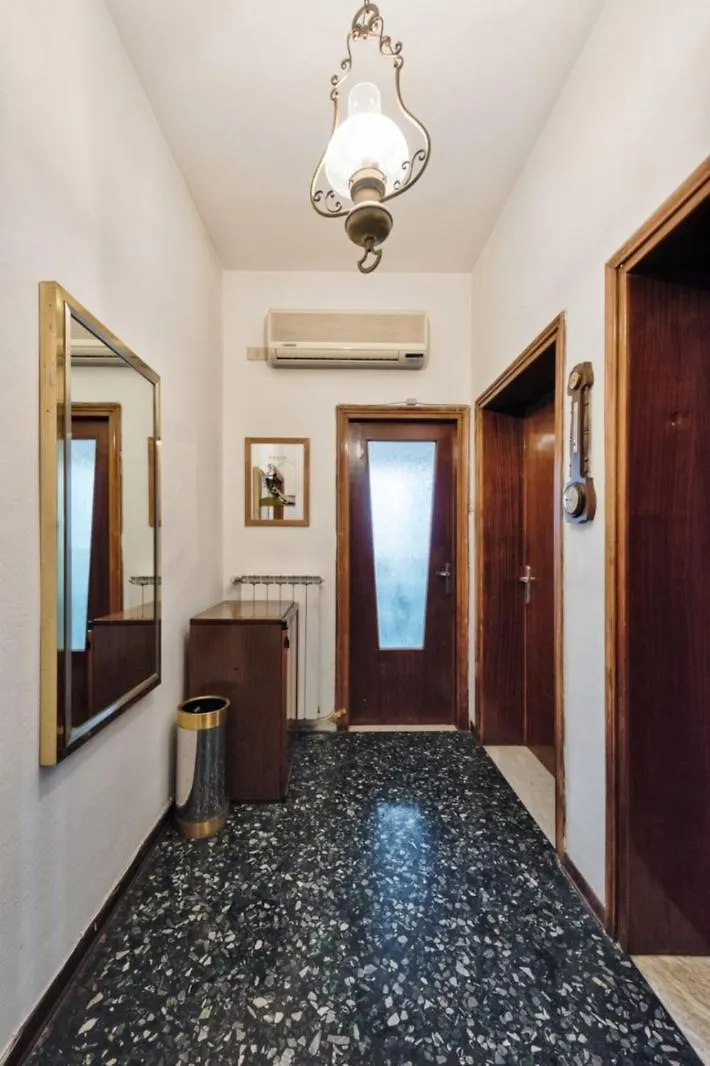 Apartment Easy Old City Apt Venice